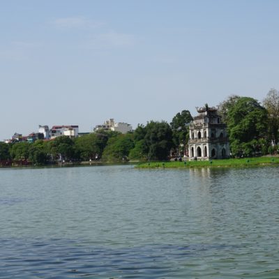 Han Kiem See in Hanoi inkl. Turtle Tower. Heimat der goldenen Schildkröte