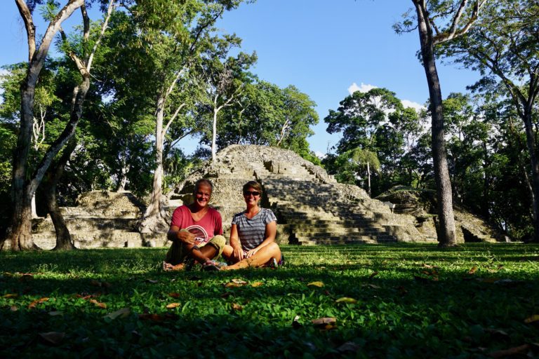 Die Maya Ruinen von Cahal Pech