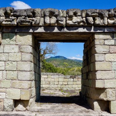 In den Ruinen von Copán