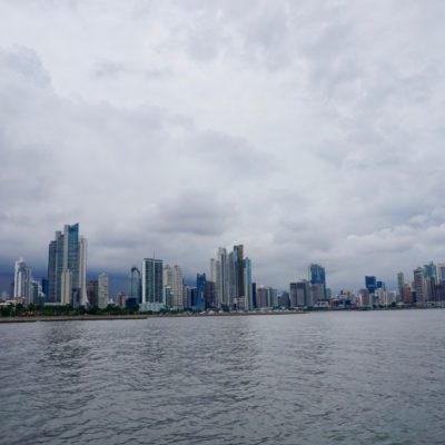 Die Skyline von Panama Stadt