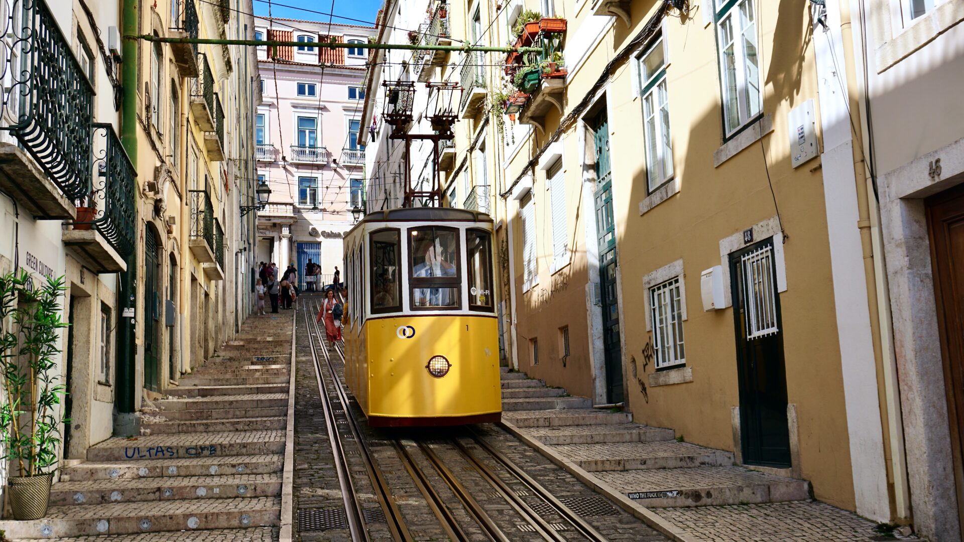 Streifzug durch Lissabon im Video